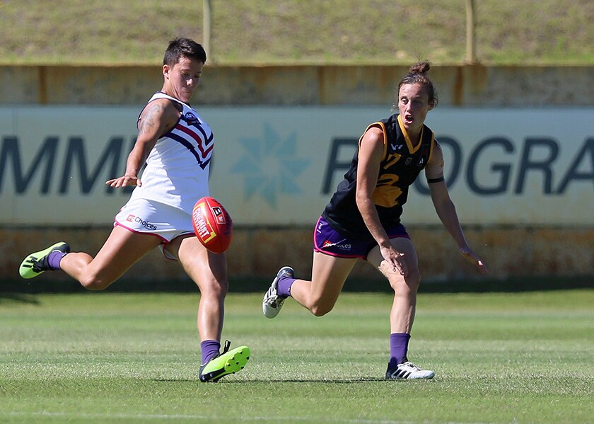 gooch web 161.jpg Evie Gooch in action at the scratch match (Pic: Phil Barnes) - Fremantle,Fremantle Dockers,Evangeline Gooch